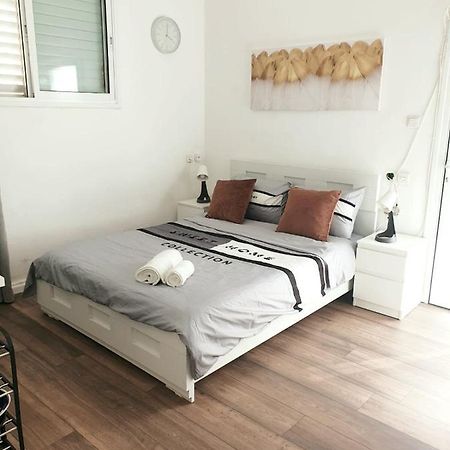 Magnifique Studio Avec Grande Terasse A Tel Aviv Apartment Luaran gambar